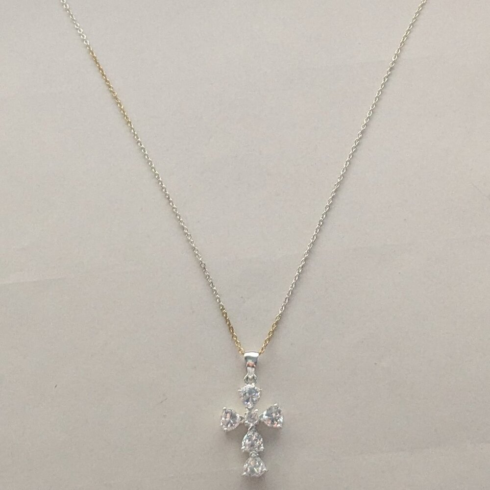 SU 925 Sterling Silver CZ Cross Necklace